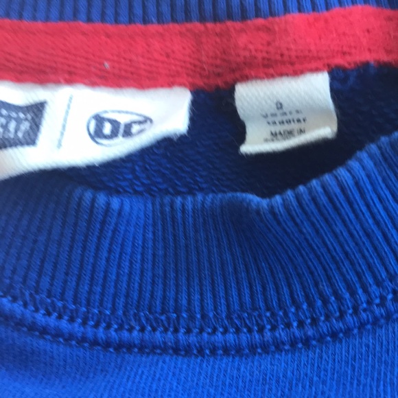 8/$25 Gap Size 2 Years Blue Marvel Muscle Sweatshirt - Picture 5 of 12